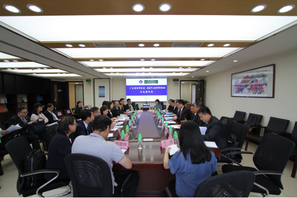 1527517772376725.png 香港中小型律师行协会到访省律协并座谈20.png